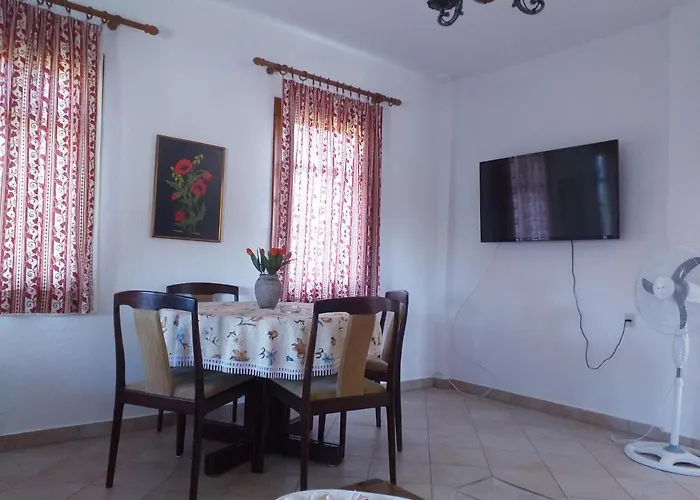 Hristos House 度假居