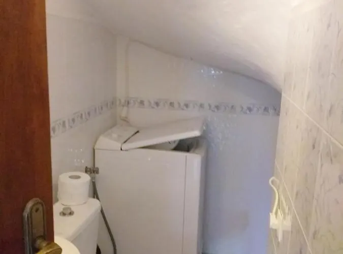 Hristos House 托罗尼